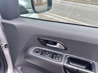 VOLKSWAGEN AMAROK 2.0 Amarok Highline 4Motion Double Cab Auto 4WD