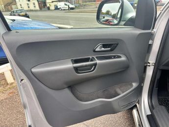 VOLKSWAGEN AMAROK 2.0 Amarok Highline 4Motion Double Cab Auto 4WD