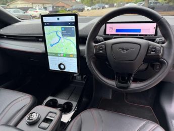 Ford Mustang E MACH X AWD Pan roof