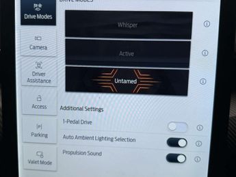 Ford Mustang E MACH X AWD Pan roof