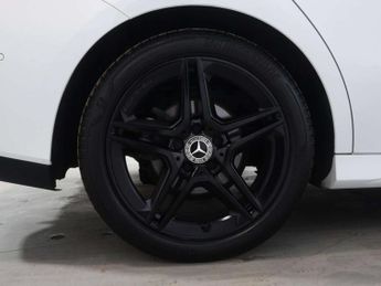 MERCEDES-BENZ CLA 1.3 CLA 180 AMG Line Premium Plus Auto 4dr