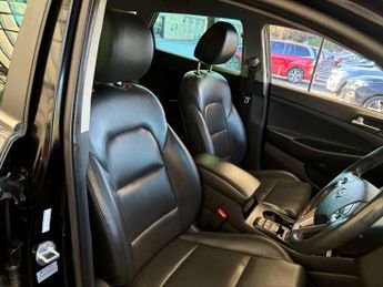 HYUNDAI TUCSON 1.6 Tucson Premium TGDi 2WD Semi-Auto 5dr