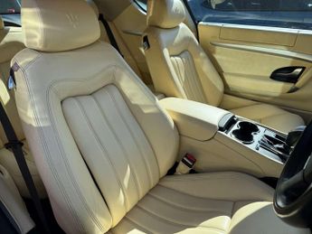 MASERATI GRANTURISMO 4.2 Granturismo V8 Auto 2dr