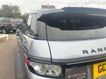 LAND ROVER RANGE ROVER EVOQUE 2.2 Range Rover Evoque Dynamic SD4 Auto 4WD 5dr