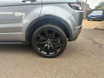 LAND ROVER RANGE ROVER EVOQUE 2.2 Range Rover Evoque Dynamic SD4 Auto 4WD 5dr