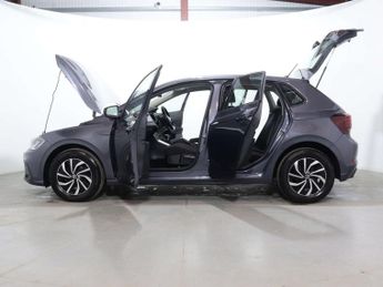 VOLKSWAGEN POLO 1.0 Polo Life TSi Semi-Auto 5dr