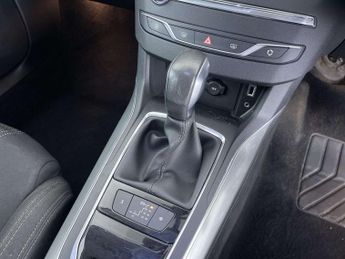 Peugeot 308 1.2 308 Allure S/S Auto 5dr