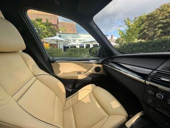 BMW X5 M 4.4i V8 Steptronic xDrive Euro 5 5dr