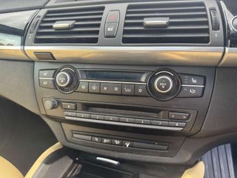 BMW X5 M 4.4i V8 Steptronic xDrive Euro 5 5dr