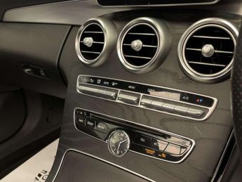 Mercedes-Benz C-CLASS 2.1 C 220 AMG Line D Auto 2dr