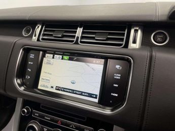 Land Rover RANGE ROVER 4.4 SD V8 Autobiography SUV 5dr Diesel Auto 4WD Euro 5 (339 ps)