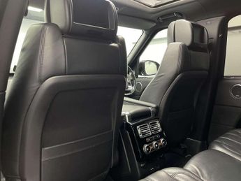 Land Rover RANGE ROVER 4.4 SD V8 Autobiography SUV 5dr Diesel Auto 4WD Euro 5 (339 ps)