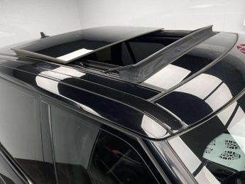 Land Rover RANGE ROVER 4.4 SD V8 Autobiography SUV 5dr Diesel Auto 4WD Euro 5 (339 ps)