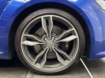 Audi TTS 2.0 TFSI Coupe 3dr Petrol S Tronic quattro Euro 6 (s/s) (310 ps)