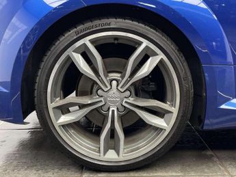 Audi TTS 2.0 TFSI Coupe 3dr Petrol S Tronic quattro Euro 6 (s/s) (310 ps)