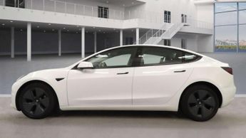 TESLA MODEL 3 Model 3 Long Range AWD 4WD 4dr