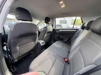 VOLKSWAGEN GOLF 2.0 TDI BlueMotion Tech SE Hatchback 5dr Diesel Manual Euro 6 (s