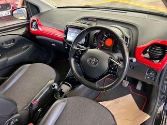 TOYOTA AYGO 1.0 Aygo X-Clusiv VVT-i CVT 5dr