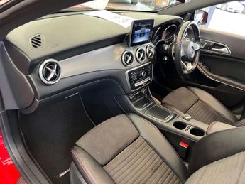 MERCEDES-BENZ CLA 2.1 CLA 220 AMG Line Night Edition+ D Auto 4dr