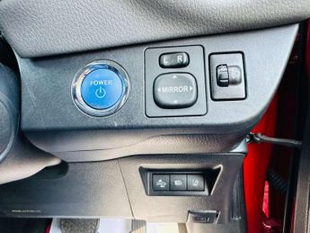 TOYOTA YARIS 1.5 Yaris Icon Tech VVT-i HEV CVT 5dr