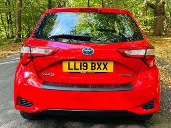 TOYOTA YARIS 1.5 Yaris Icon Tech VVT-i HEV CVT 5dr
