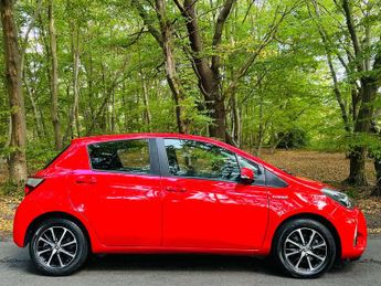 TOYOTA YARIS 1.5 Yaris Icon Tech VVT-i HEV CVT 5dr