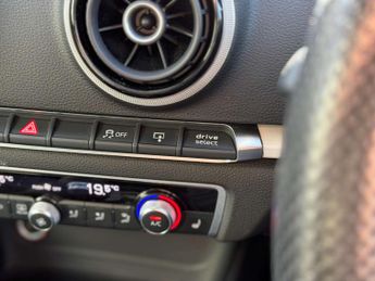AUDI A3 1.8 A3 S Line TFSI Quattro Semi-Automatic 4WD 3dr - NATIONAL DEL