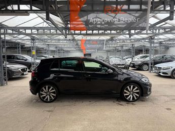 VOLKSWAGEN GOLF 1.4 Golf GTE Advance Semi-Auto 5dr
