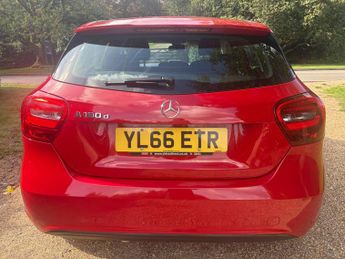 MERCEDES-BENZ A-CLASS 1.5 A 180 D SE Auto 5dr