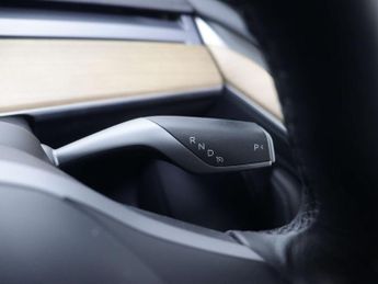 TESLA MODEL 3 Model 3 Long Range AWD 4WD 4dr