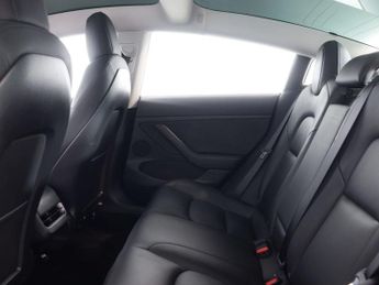 TESLA MODEL 3 Model 3 Long Range AWD 4WD 4dr