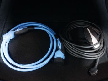 TESLA MODEL 3 Model 3 Long Range AWD 4WD 4dr