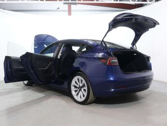 TESLA MODEL 3 Model 3 Long Range AWD 4WD 4dr