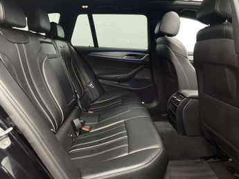 BMW 5 SERIES 2.0 520d M Sport Touring 5dr Diesel Auto Euro 6 (s/s) (190 ps)