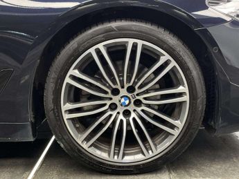 BMW 5 SERIES 2.0 520d M Sport Touring 5dr Diesel Auto Euro 6 (s/s) (190 ps)