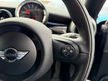 MINI COUPE 1.6 Cooper Coupe 2dr Petrol Auto Euro 5 (122 ps)