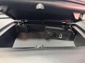 Ford Tourneo Custom 2.0 Tourneo Custom 320 Titanium EcoBlue Auto 4dr L2