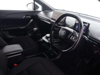 MG MG4 64kWh SE Long Range Hatchback 5dr Electric Auto (203 ps)