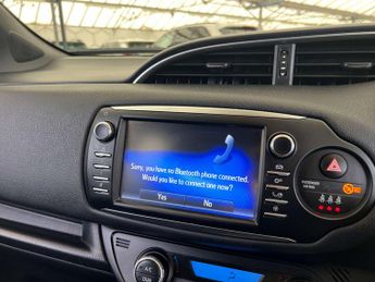 TOYOTA YARIS 1.5 Yaris Excel VVT-i HEV CVT 5dr