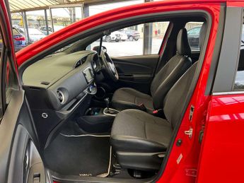 TOYOTA YARIS 1.5 Yaris Excel VVT-i HEV CVT 5dr