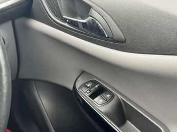 VAUXHALL CORSA 1.4 Corsa SE Automatic 3dr - NATIONAL DELIVERY*