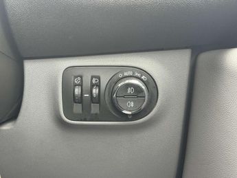 VAUXHALL CORSA 1.4 Corsa SE Automatic 3dr - NATIONAL DELIVERY*