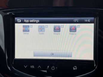 VAUXHALL CORSA 1.4 Corsa SE Automatic 3dr - NATIONAL DELIVERY*