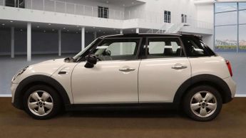 MINI HATCH 1.5 Cooper Classic Auto 5dr