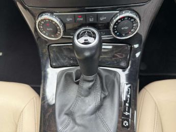 Mercedes-Benz SLK 1.8 SLK 250 AMG Sport Edition 125 BlueEfficiency Auto 2dr