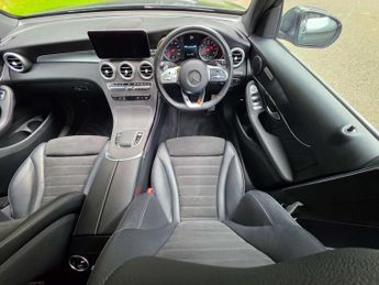 MERCEDES-BENZ GLC 2.0 GLC300 MHEV AMG Line SUV 5dr Petrol G-Tronic+ 4MATIC Euro 6 