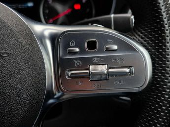 MERCEDES-BENZ GLC 2.0 GLC300 MHEV AMG Line SUV 5dr Petrol G-Tronic+ 4MATIC Euro 6