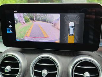 MERCEDES-BENZ GLC 2.0 GLC300 MHEV AMG Line SUV 5dr Petrol G-Tronic+ 4MATIC Euro 6