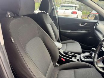 HYUNDAI KONA 1.6 Kona Premium GDi HEV Semi-Auto 5dr