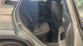 HYUNDAI KONA 1.6 Kona Premium GDi HEV Semi-Auto 5dr